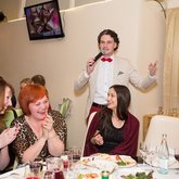 Ведущий Макс (1063)