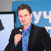 Ведущий Макс Маленко (1113)
