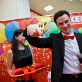 Ведущий Макс Маленко (1118)