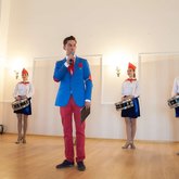 Ведущий Андрей Фролов (2229)