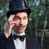 Ведущий Андрей Фролов (2261)