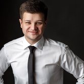 Ведущий Алексей Романовский (3254)