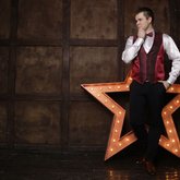 Ведущий Андрей Александров (3372)