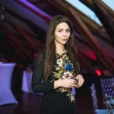 Ведущая Жанна Гагарина (4718)