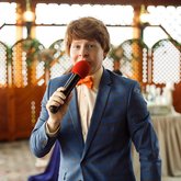 Ведущий Александр Касаткин (4132)
