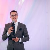 Ведущий Алексей Лебединский (4978)