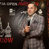 Ведущий Олег Шебуняев (4092)
