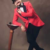 Ведущий Николай Васильев (5278)