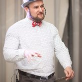 Ведущий Александр Шишкин (5856)