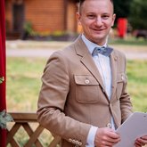 Ведущий Антон Калугин (6111)