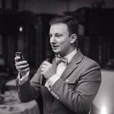 Ведущий Антон Калугин (6119)