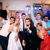 Ведущий Наиль Алиев (6456)