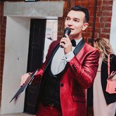 Ведущий Наиль Алиев (6468)