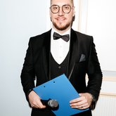 Ведущий Павел Ерофеев (7101)