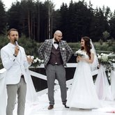 Ведущий Виктор Чебук (7567)
