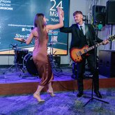 Ведущий Виктор Чебук (7576)
