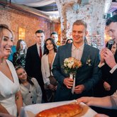 Ведущий Михаил Савинков (7831)