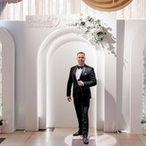 Ведущий Андрей Ротай (8045)