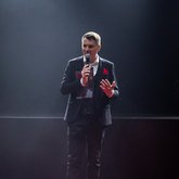 Ведущий Геннадий Гордеев (8322)