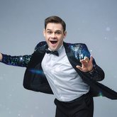 Ведущий Ведущий Александр Кот (8328)