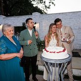 Ведущий Артём Бияк (8599)