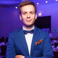 Ведущий Андрей Новиков