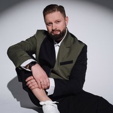 Ведущий Илья Сорокин